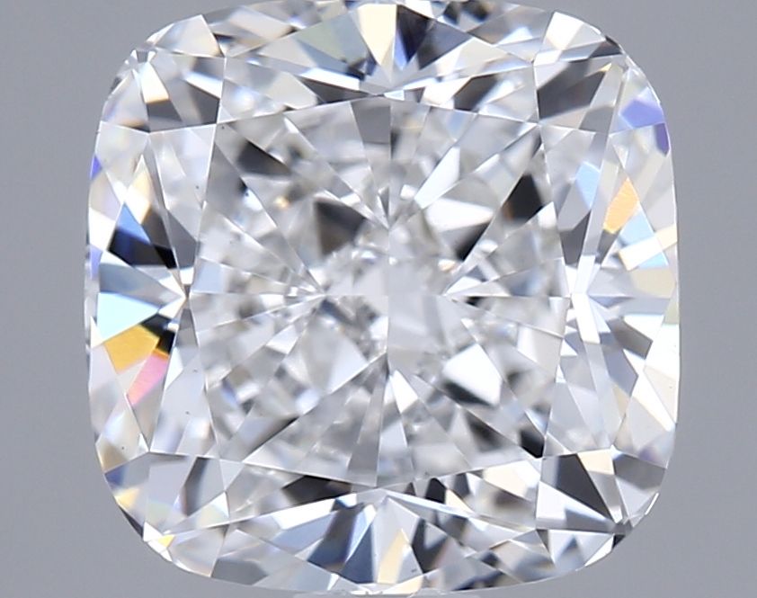 1.54 ct lab-grown Cushion modified Diamond
