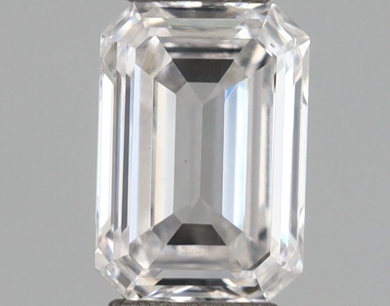 0.46 ct lab-grown Emerald Diamond