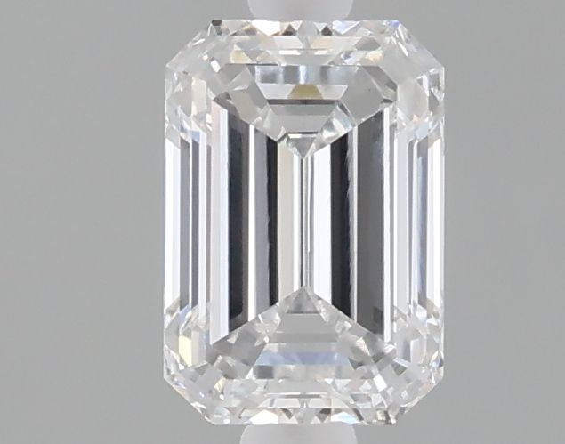 1.07 ct. emerald Lab Grown Diamond front image
