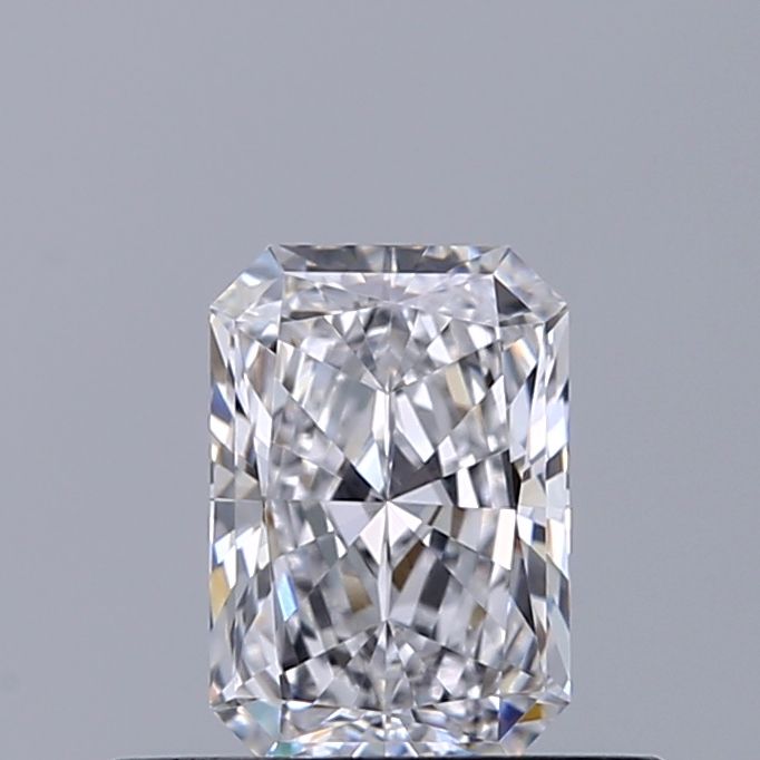 0.46 ct lab-grown Radiant Diamond