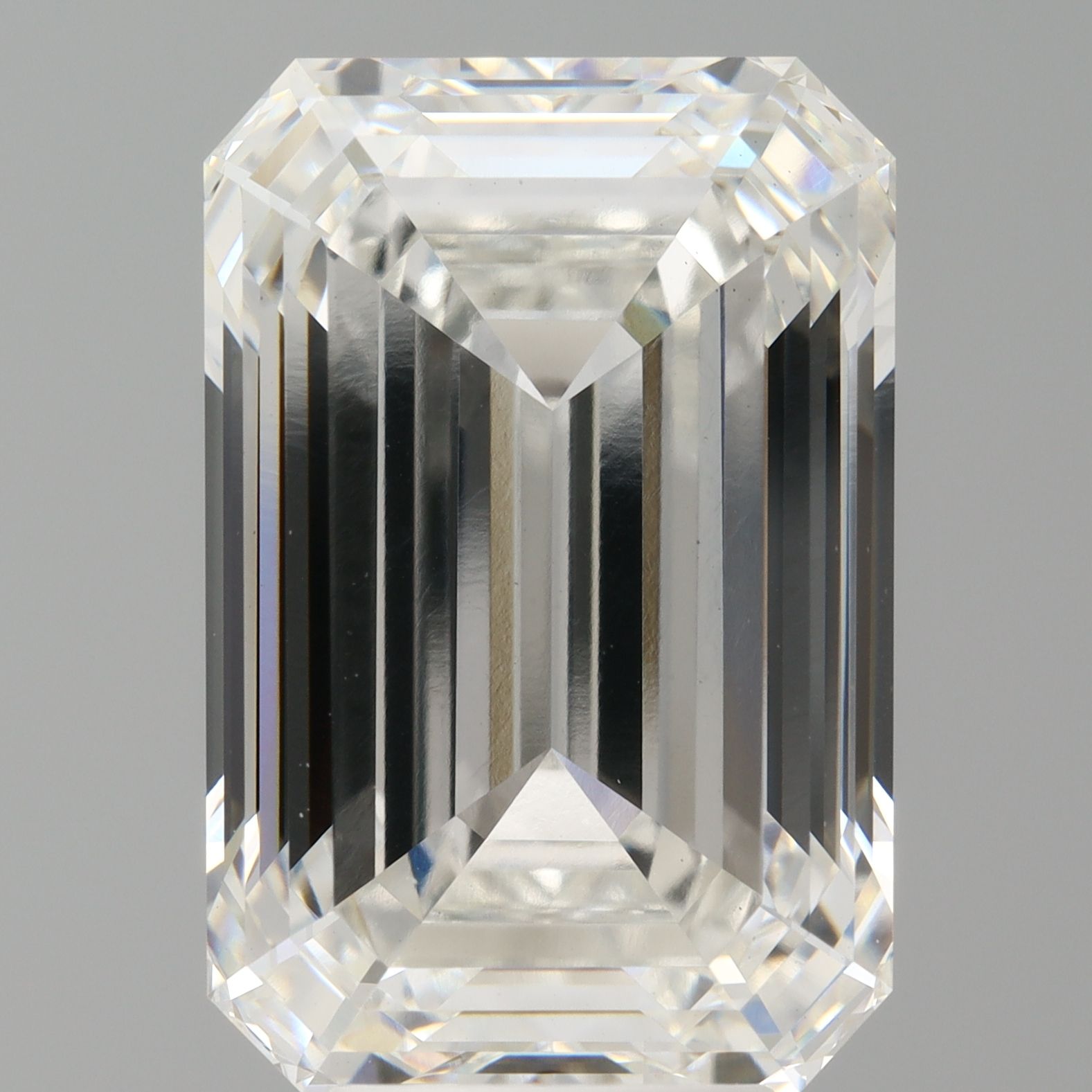 7.59 ct. emerald Lab Grown Diamond front image