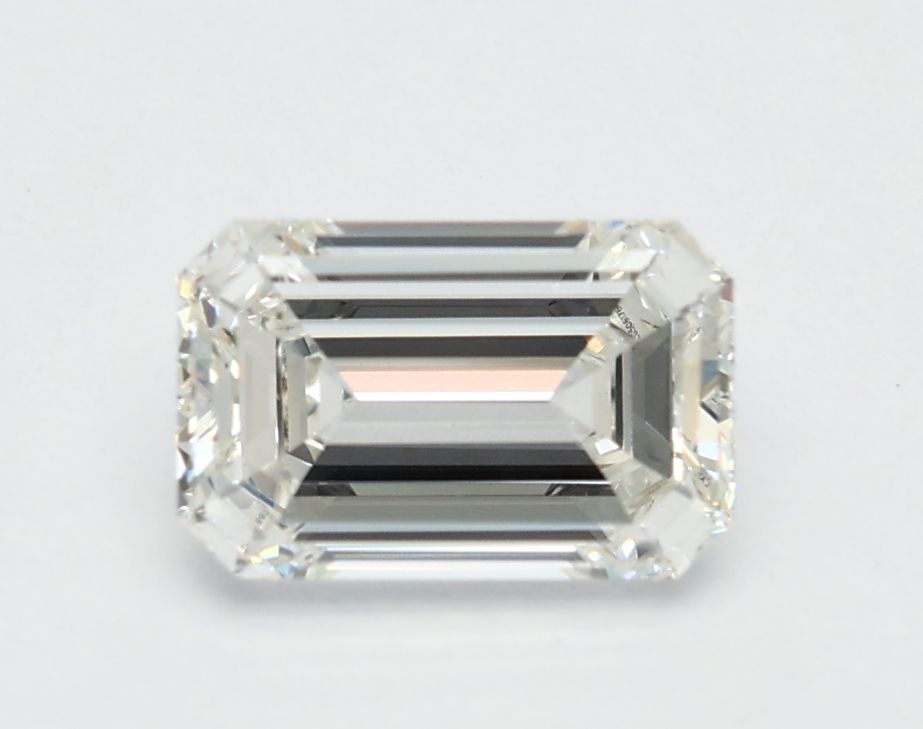 1.02 ct. emerald Lab Grown Diamond front image