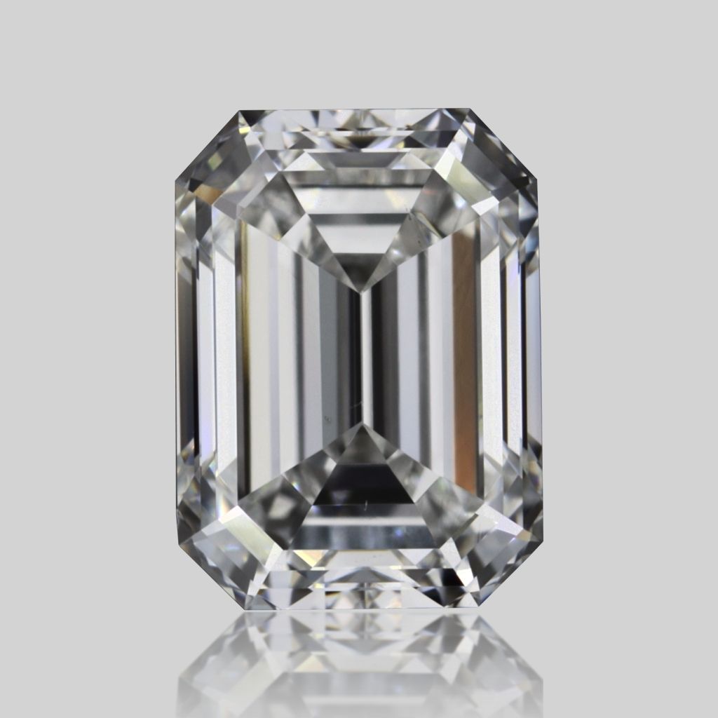 0.70 ct Emerald diamond