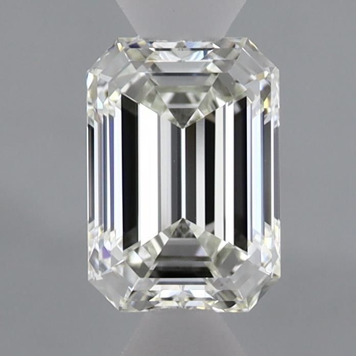 0.94 ct Emerald diamond