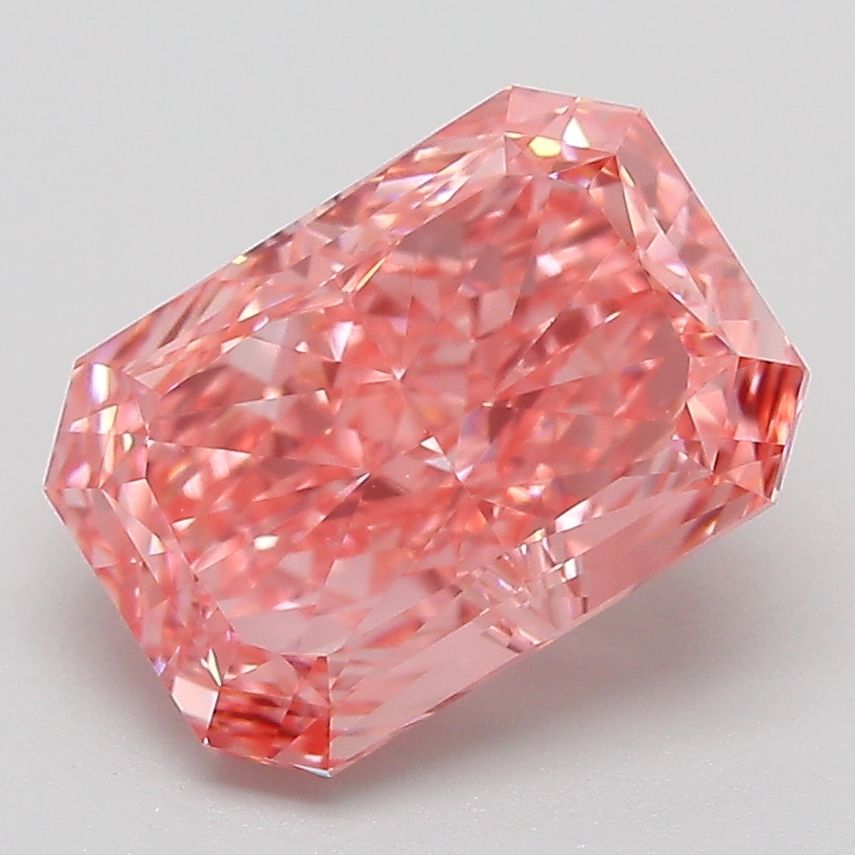 3.09 ct Radiant diamond
