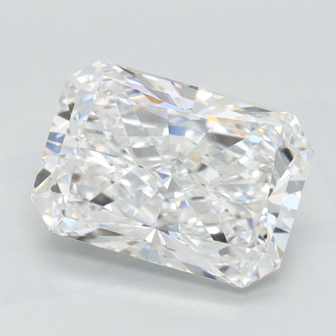 3.17 ct. radiant Lab Grown Diamond front image