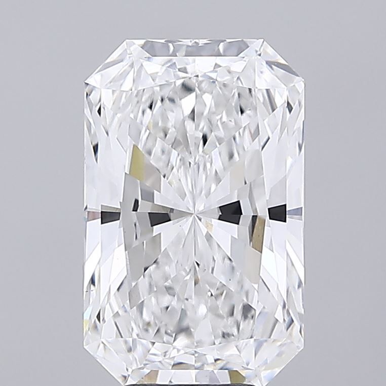 6.05 ct. radiant Lab Grown Diamond front image