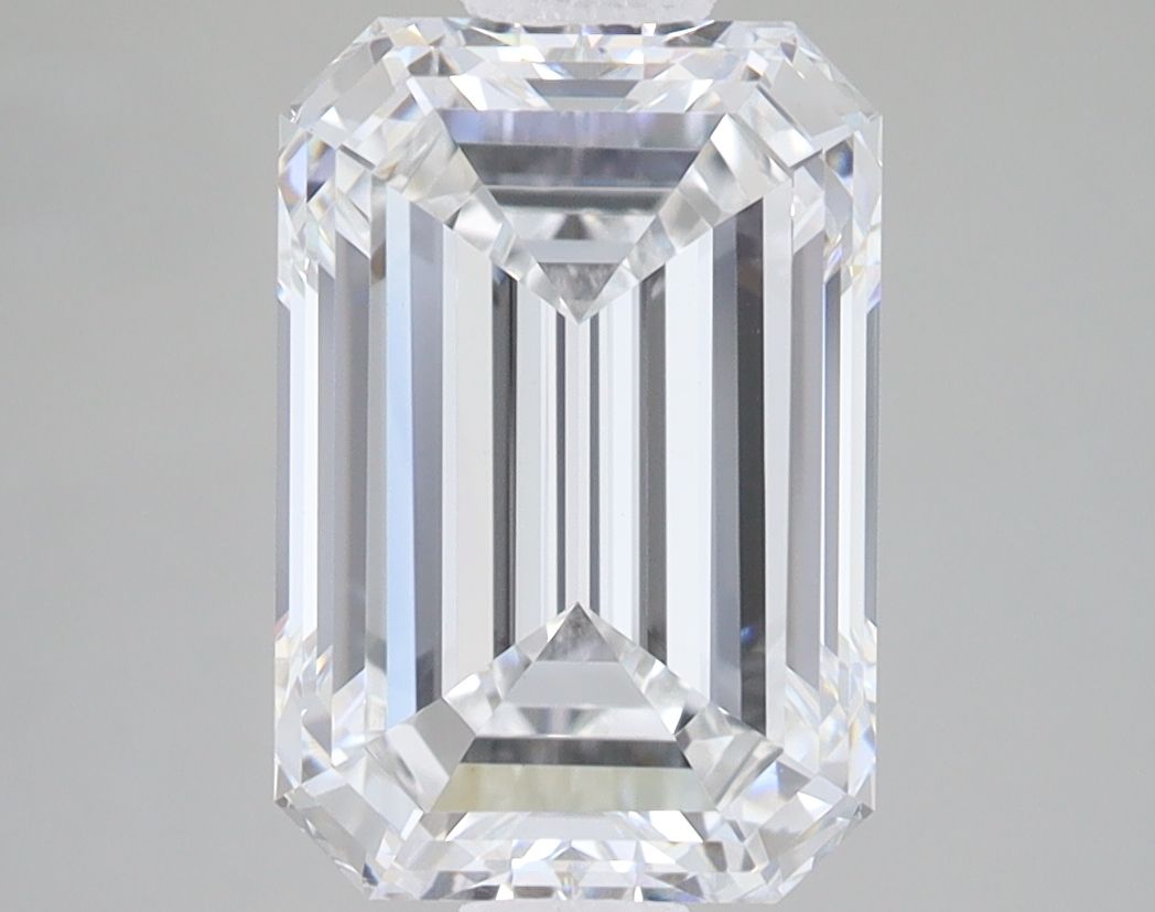 4.05 ct. emerald Lab Grown Diamond front image