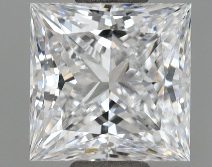 1.04 ct lab-grown Princess Diamond
