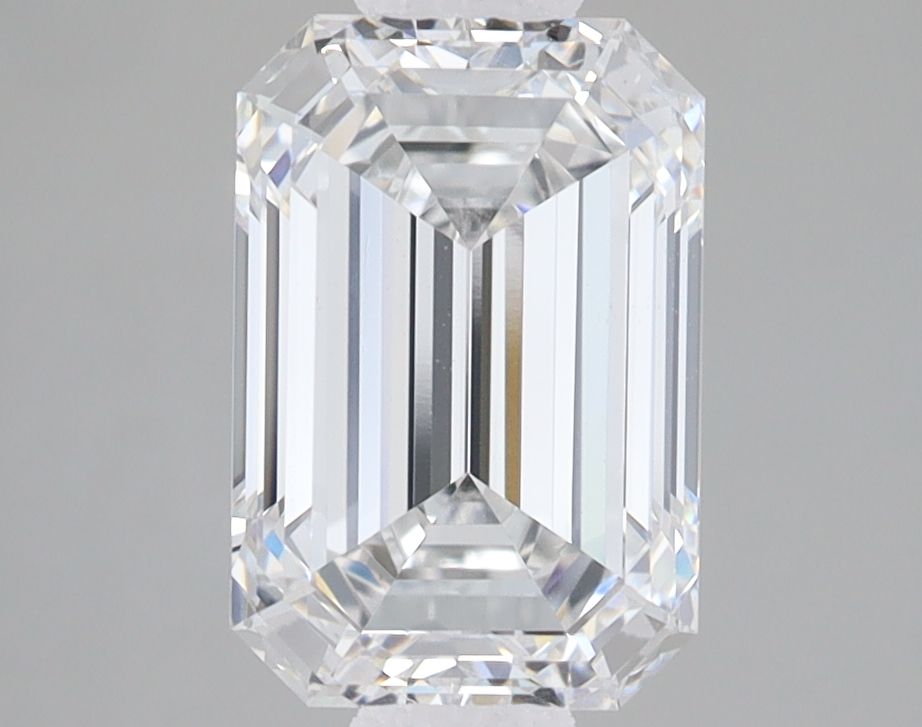 2.58 ct. emerald Lab Grown Diamond front image