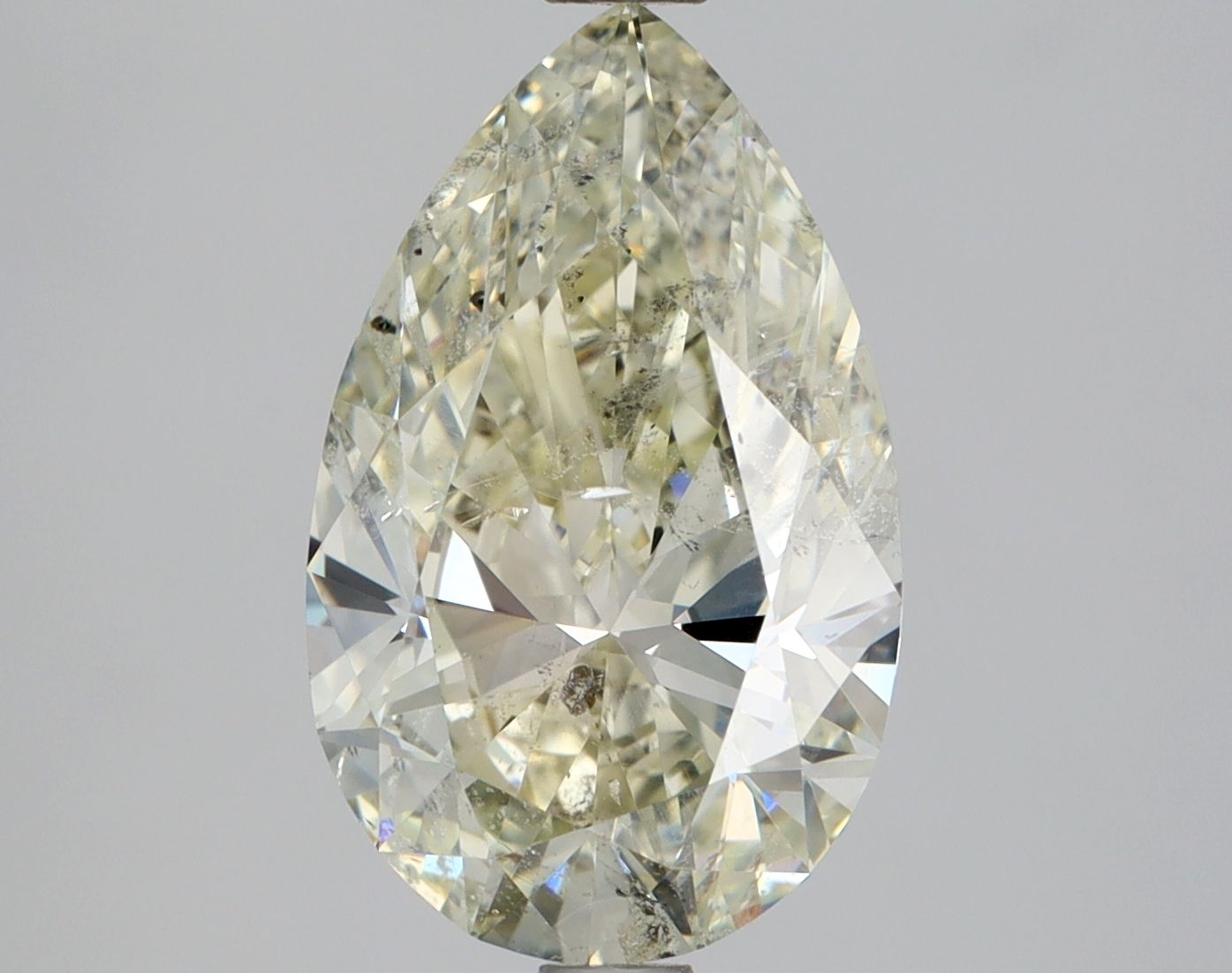2.01ct Pear diamond