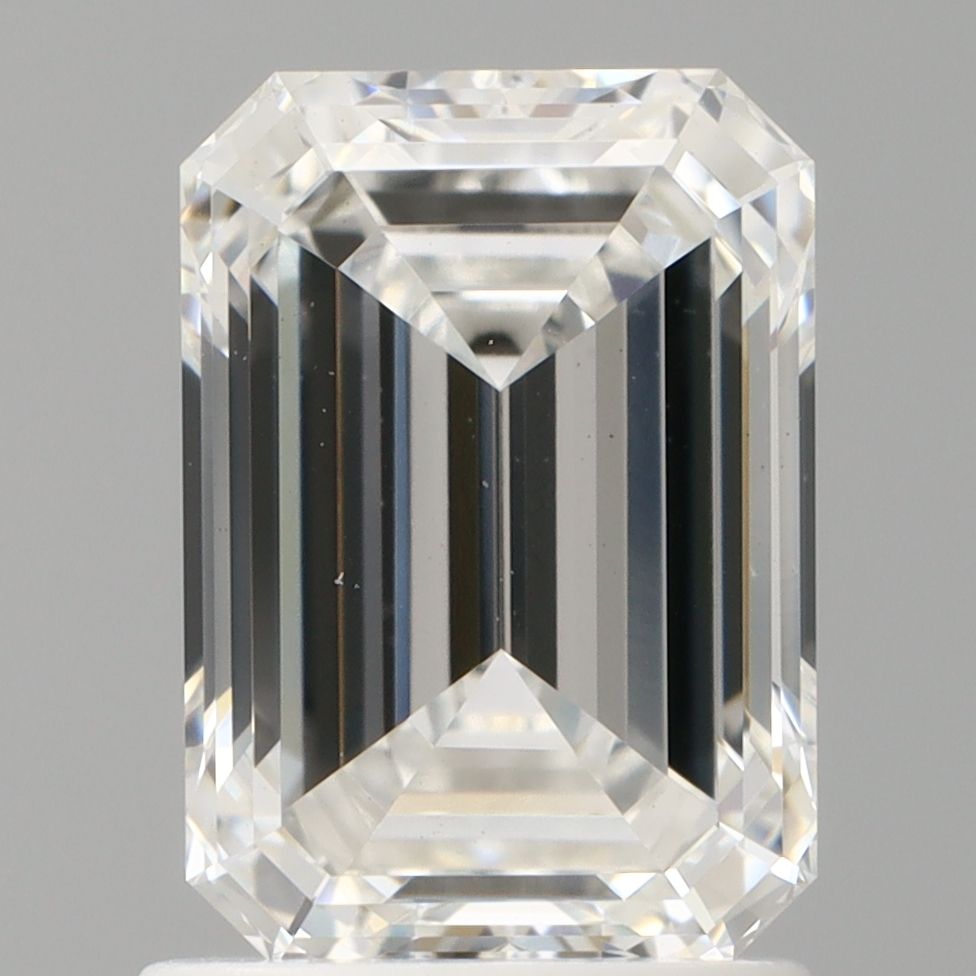 1.59 ct. emerald Lab Grown Diamond front image