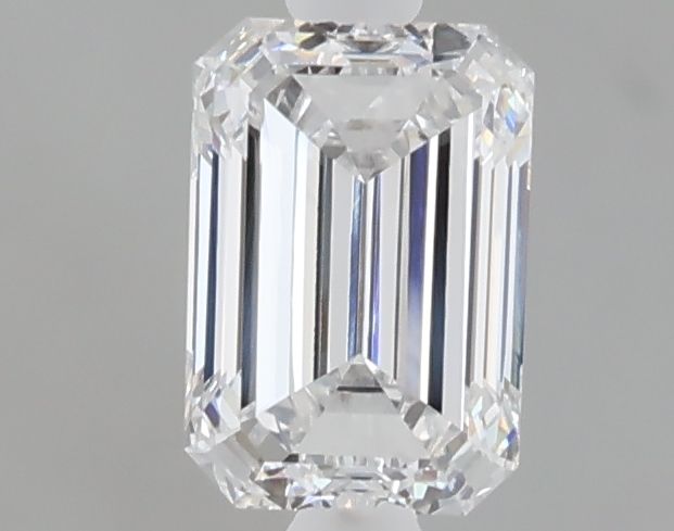 1.01 ct. emerald Lab Grown Diamond front image
