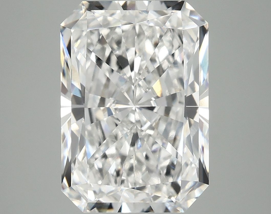 4.88 ct. radiant Lab Grown Diamond front image