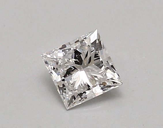 0.47 ct lab-grown Princess Diamond