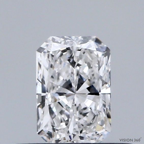0.34 ct lab-grown Radiant Diamond