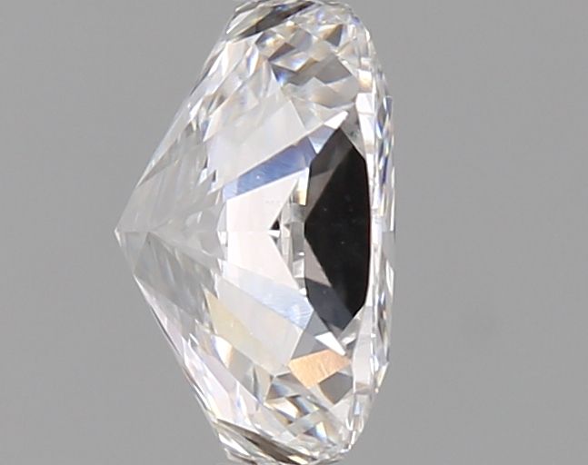 1.57 ct Cushion Modified diamond