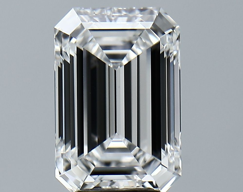 4.19 ct. emerald Lab Grown Diamond front image
