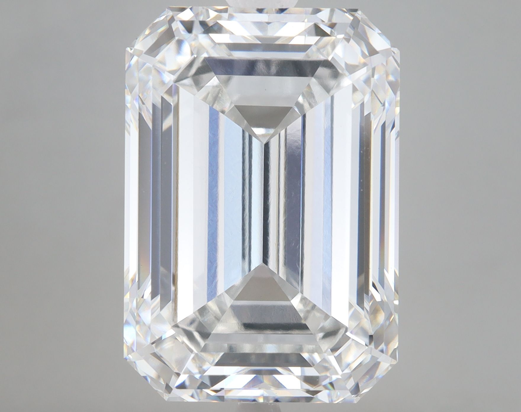 19.45 ct. emerald Lab Grown Diamond front image