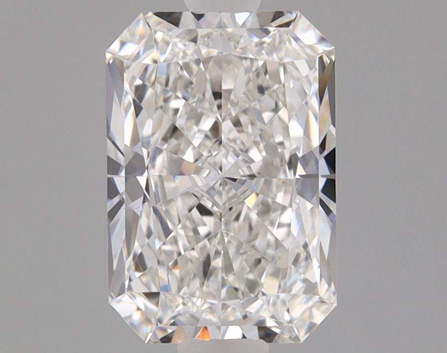 1.30 ct Radiant diamond