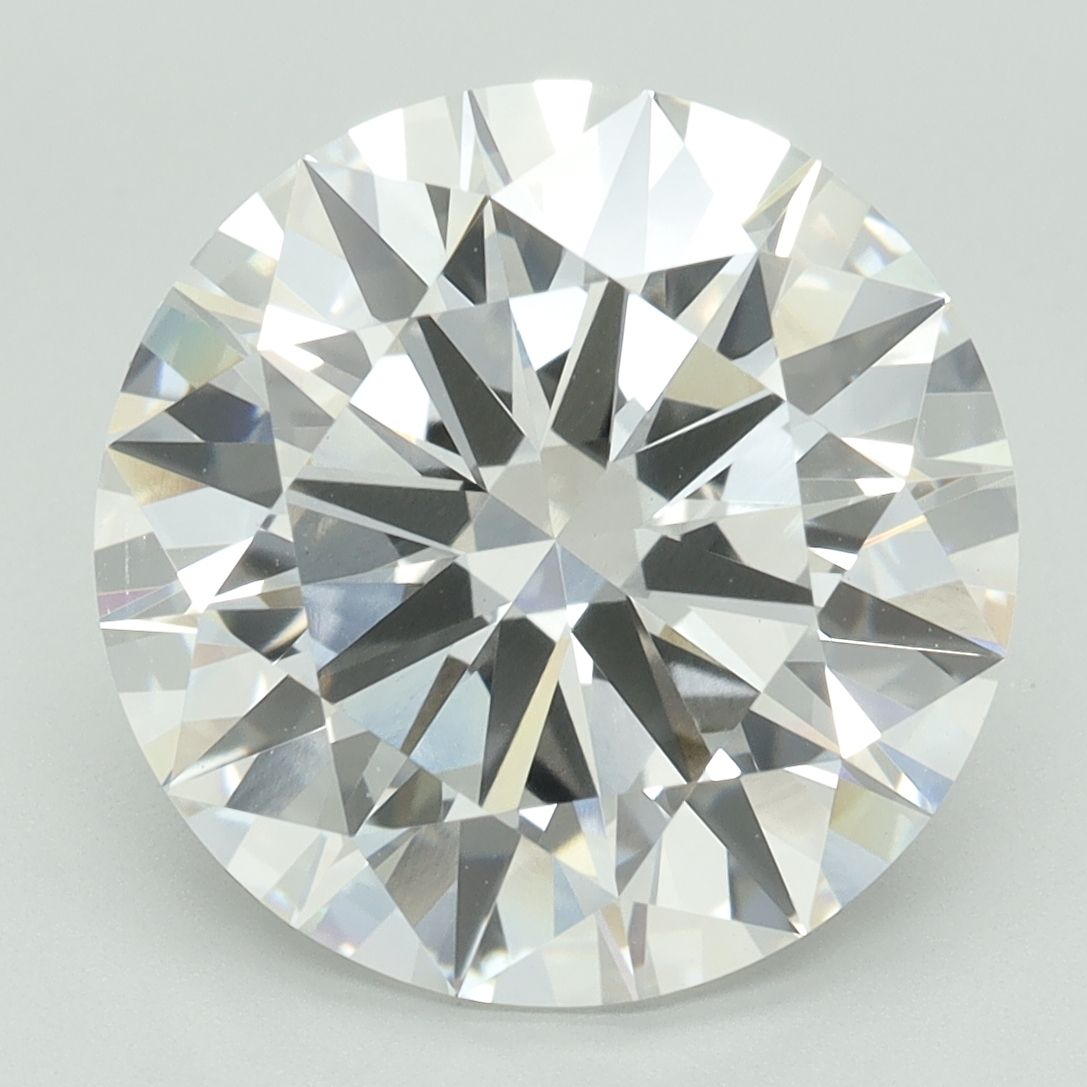 7.04 ct. round Lab Grown Diamond front image