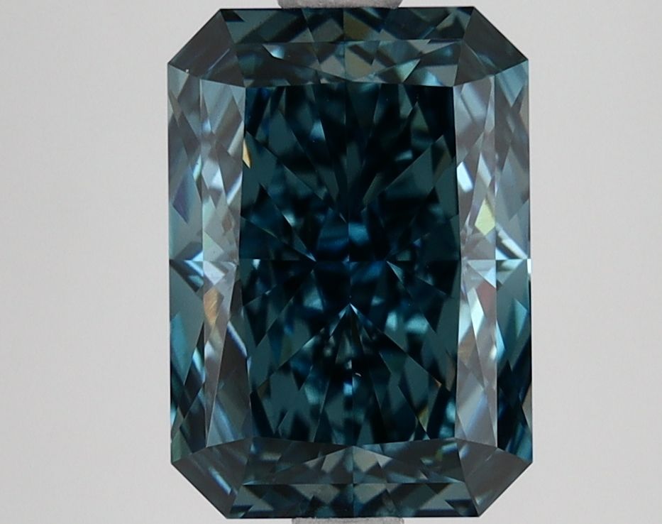 3.08 ct. radiant Lab Grown Diamond front image