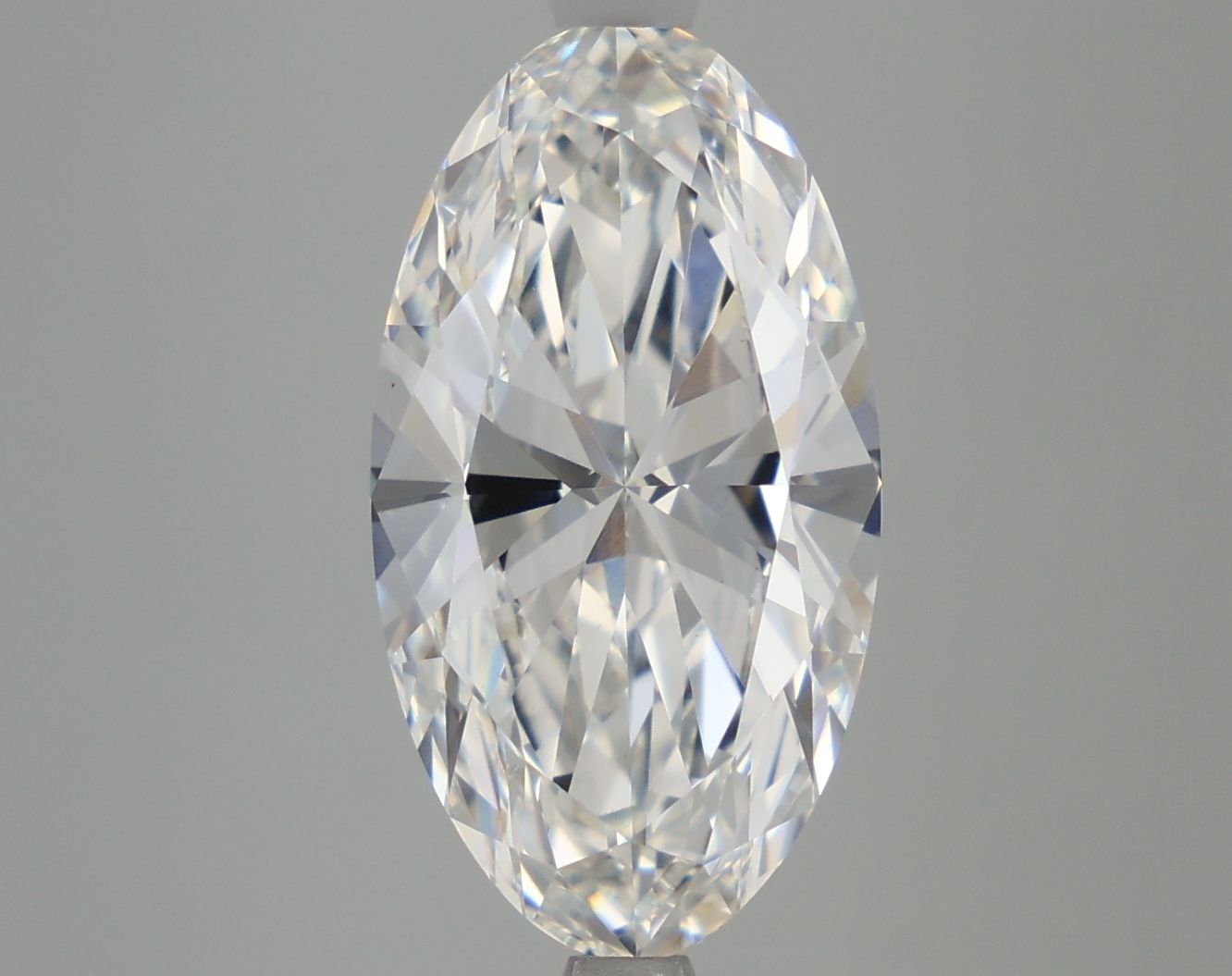 4.54 ct. oval Lab Grown Diamond front image