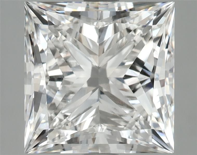 3.97 ct Princess diamond