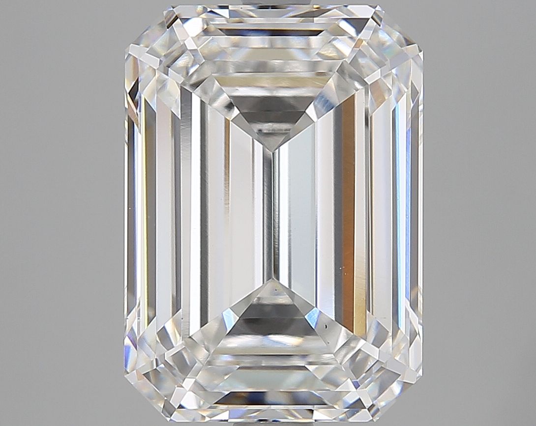 5.53 ct. emerald Lab Grown Diamond front image