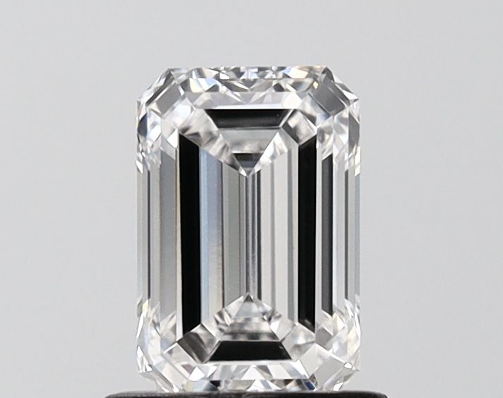 1.01 ct. emerald Lab Grown Diamond front image