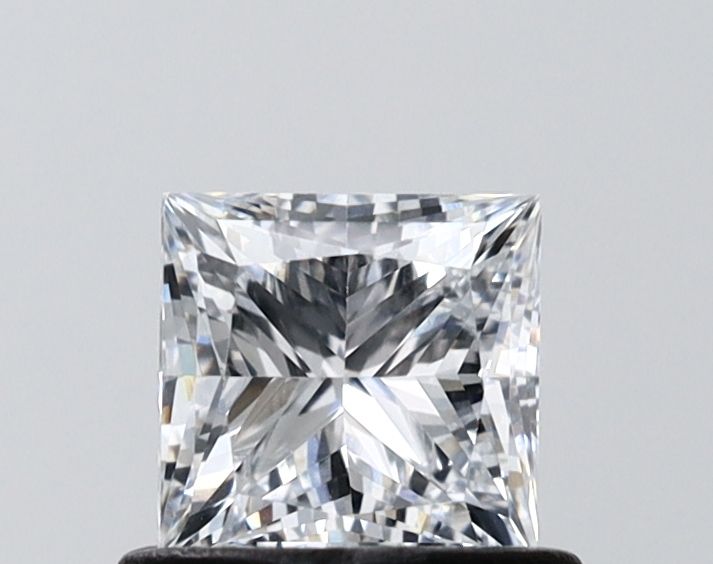 0.7 ct lab-grown Princess Diamond