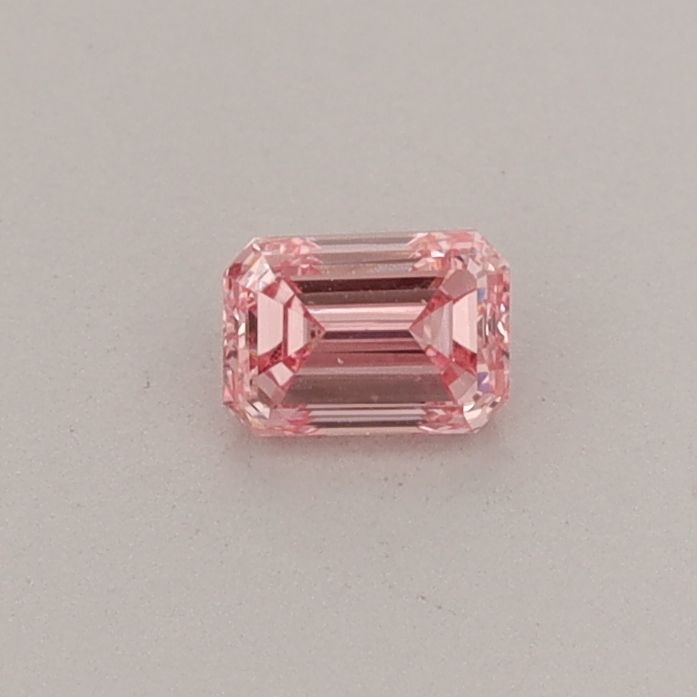 0.24 CT Fancy Vivid Pink EMERALD