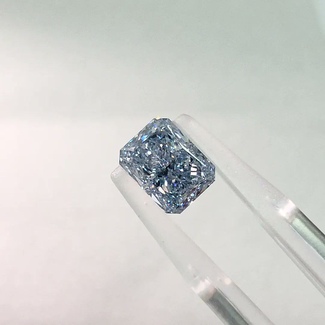 1.33 CT Fancy Blue RADIANT