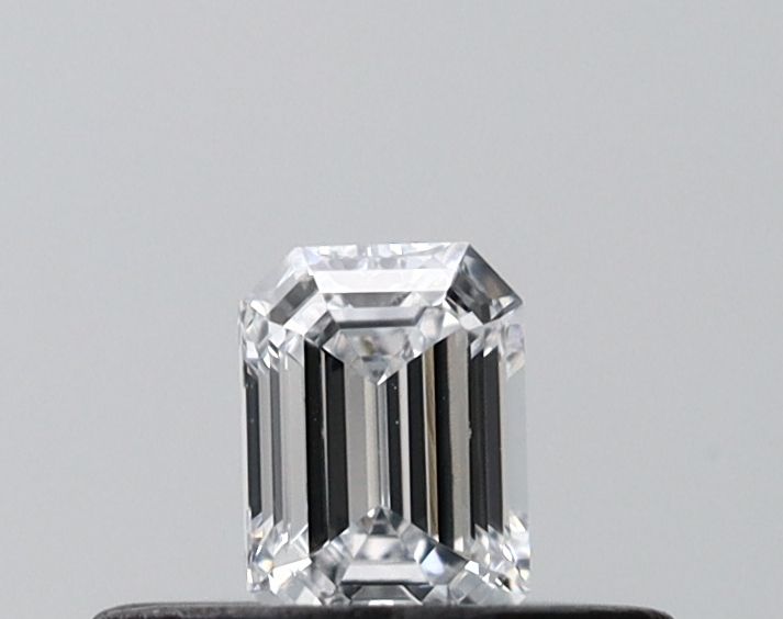 0.22 ct lab-grown Emerald Diamond