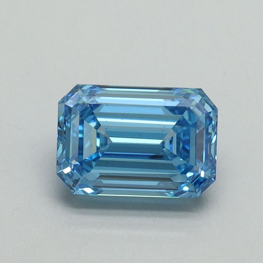 1.07 ct. emerald Lab Grown Diamond front image