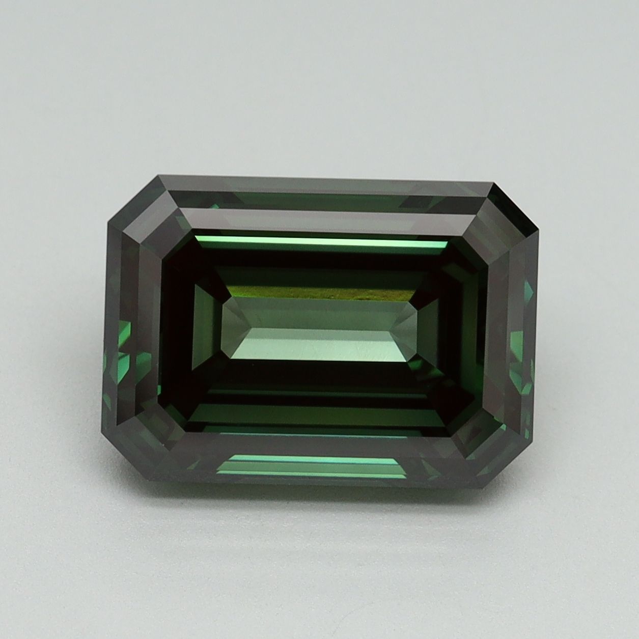 5.04 ct. emerald Lab Grown Diamond front image