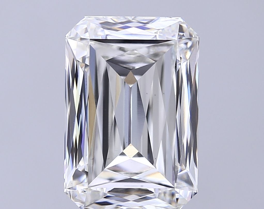 7.73 ct. radiant Lab Grown Diamond front image
