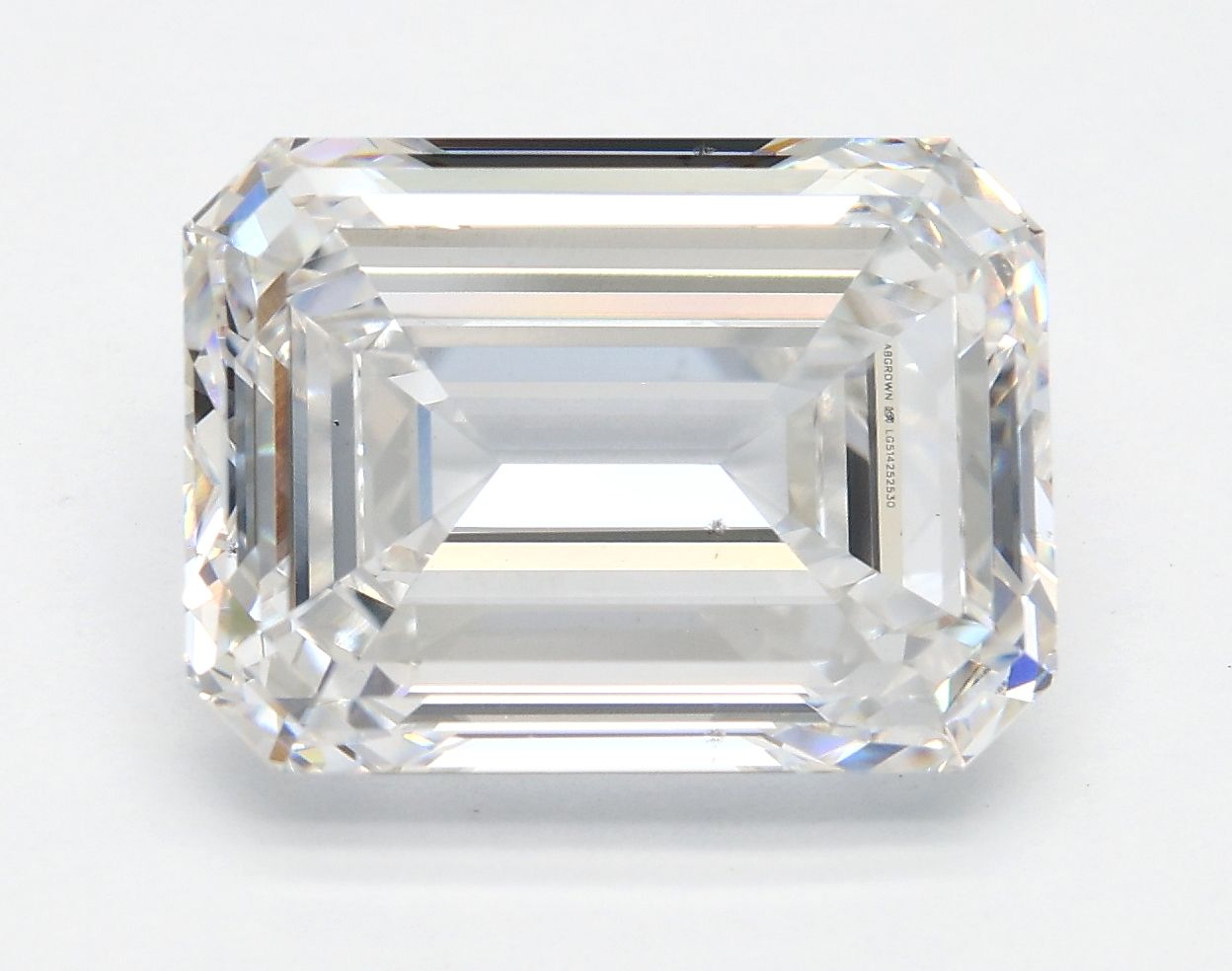 5.24 ct. emerald Lab Grown Diamond front image