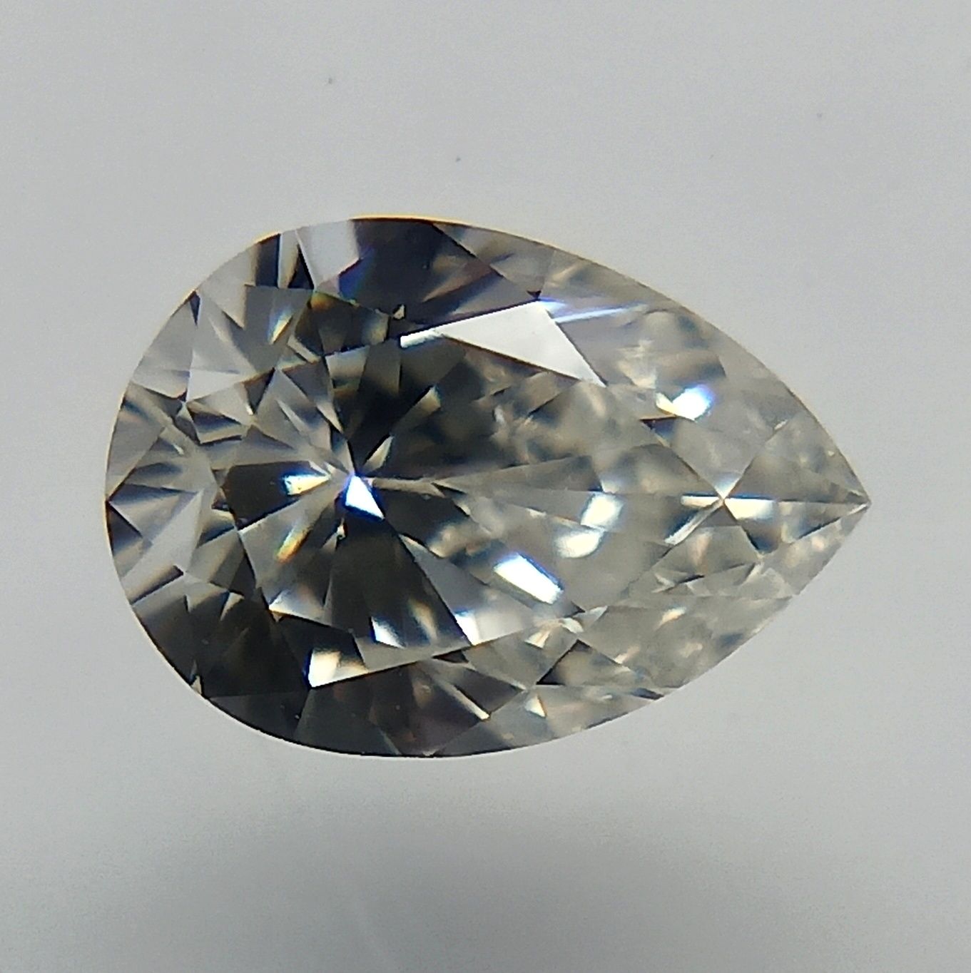 0.19 ct Pear diamond