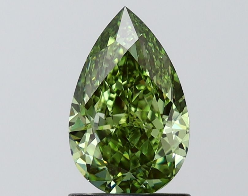 1.4 CT Fancy Vivid Green PEAR