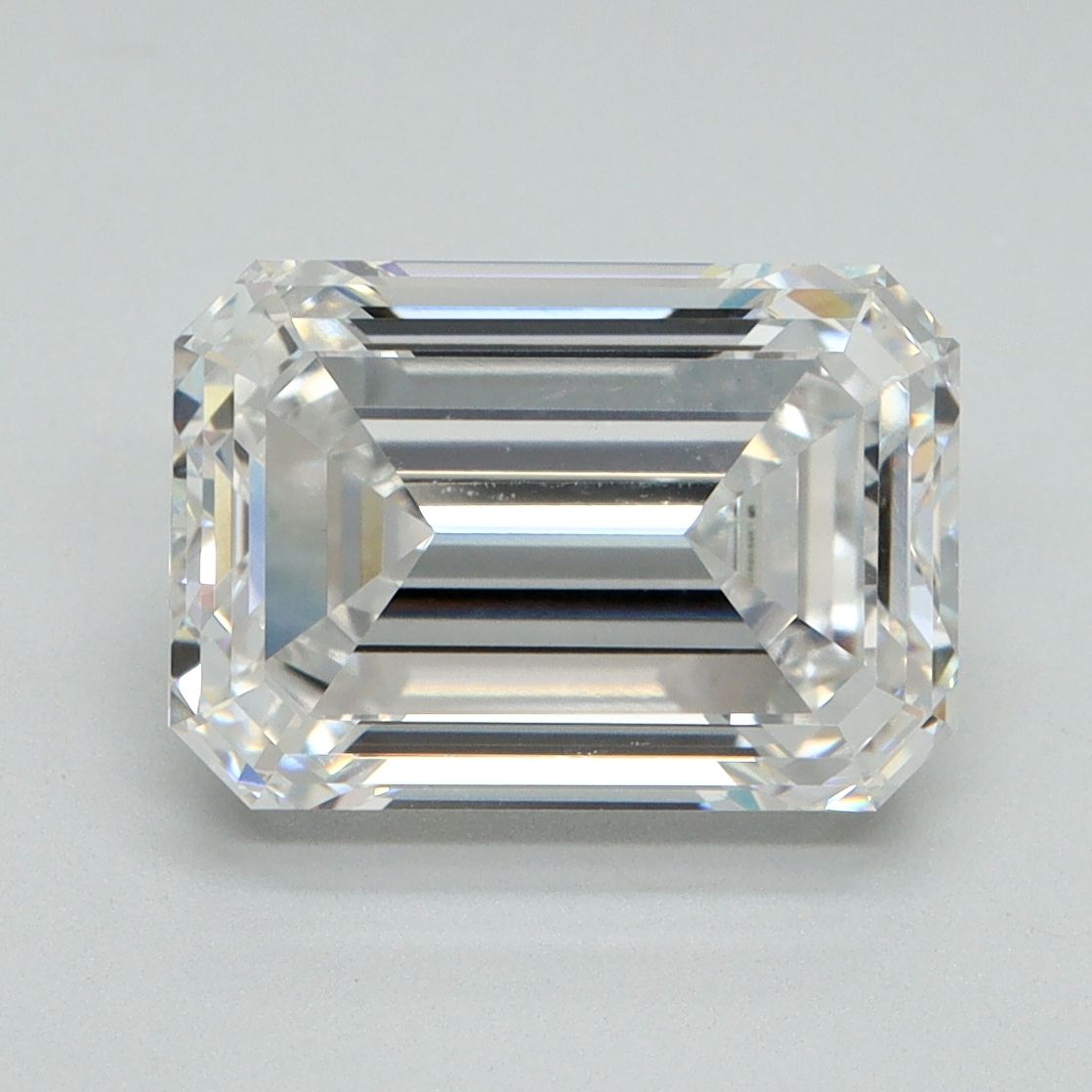 4.12 ct. emerald Lab Grown Diamond front image