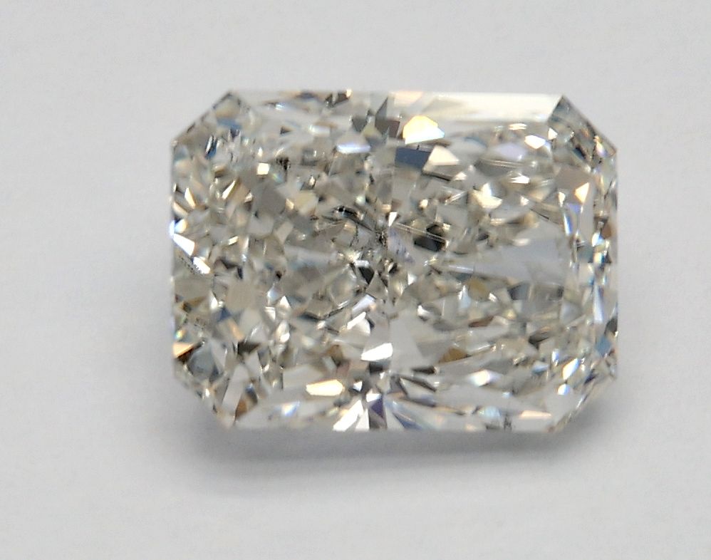 2.00 ct. radiant Lab Grown Diamond front image
