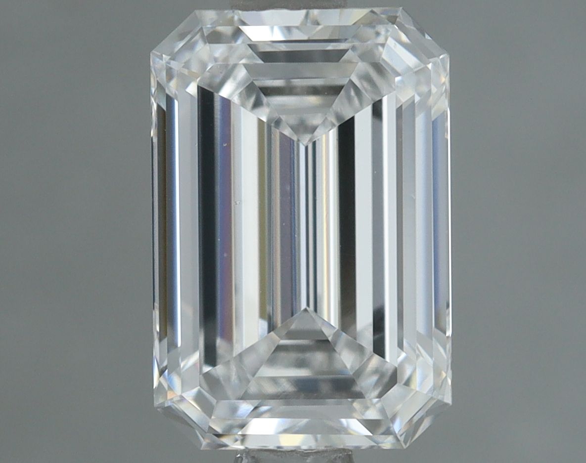 1.27 ct. emerald Lab Grown Diamond front image