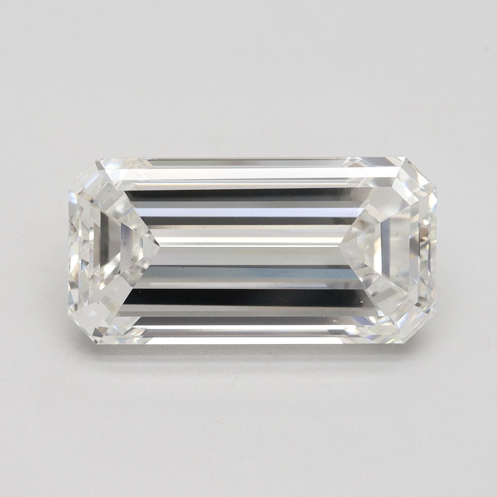 8.01 ct. emerald Lab Grown Diamond front image