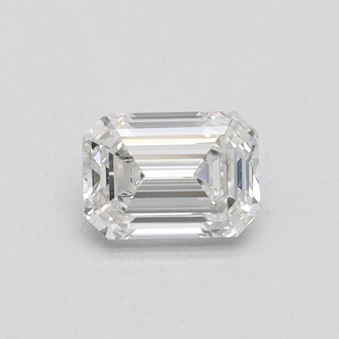 0.41 ct Emerald diamond