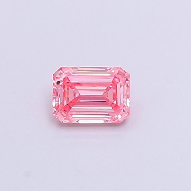 0.31 ct lab-grown Emerald Diamond