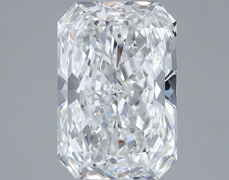 2.95 ct. radiant Lab Grown Diamond front image
