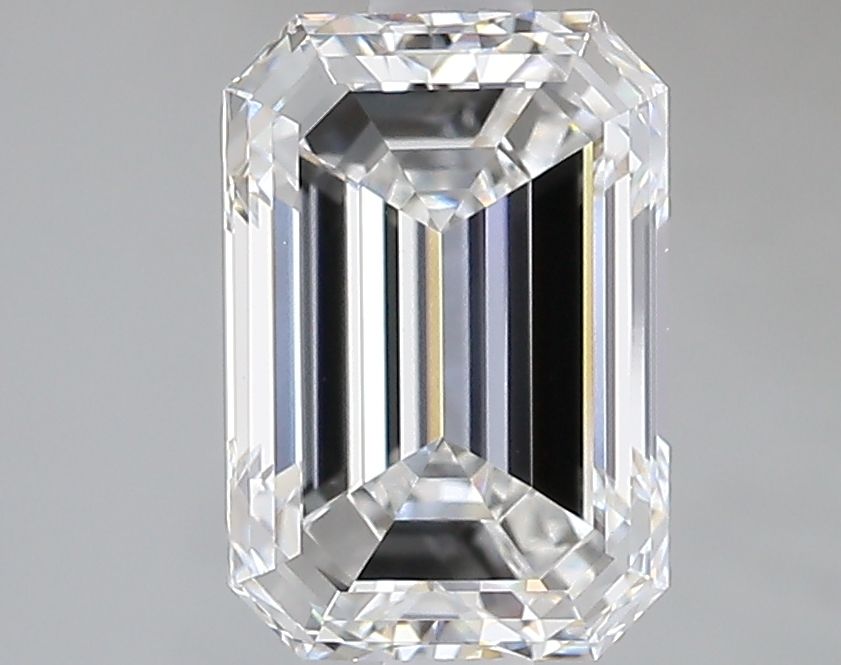 2.53 ct. emerald Lab Grown Diamond front image