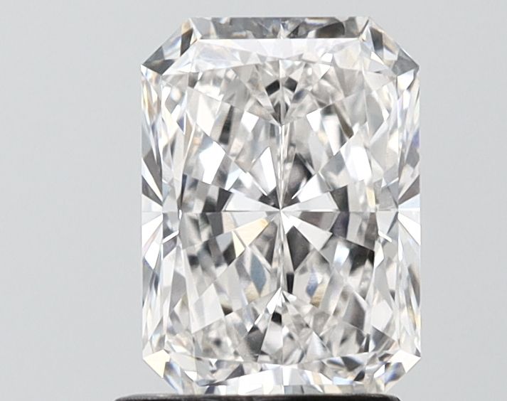 1.52 ct. radiant Lab Grown Diamond front image