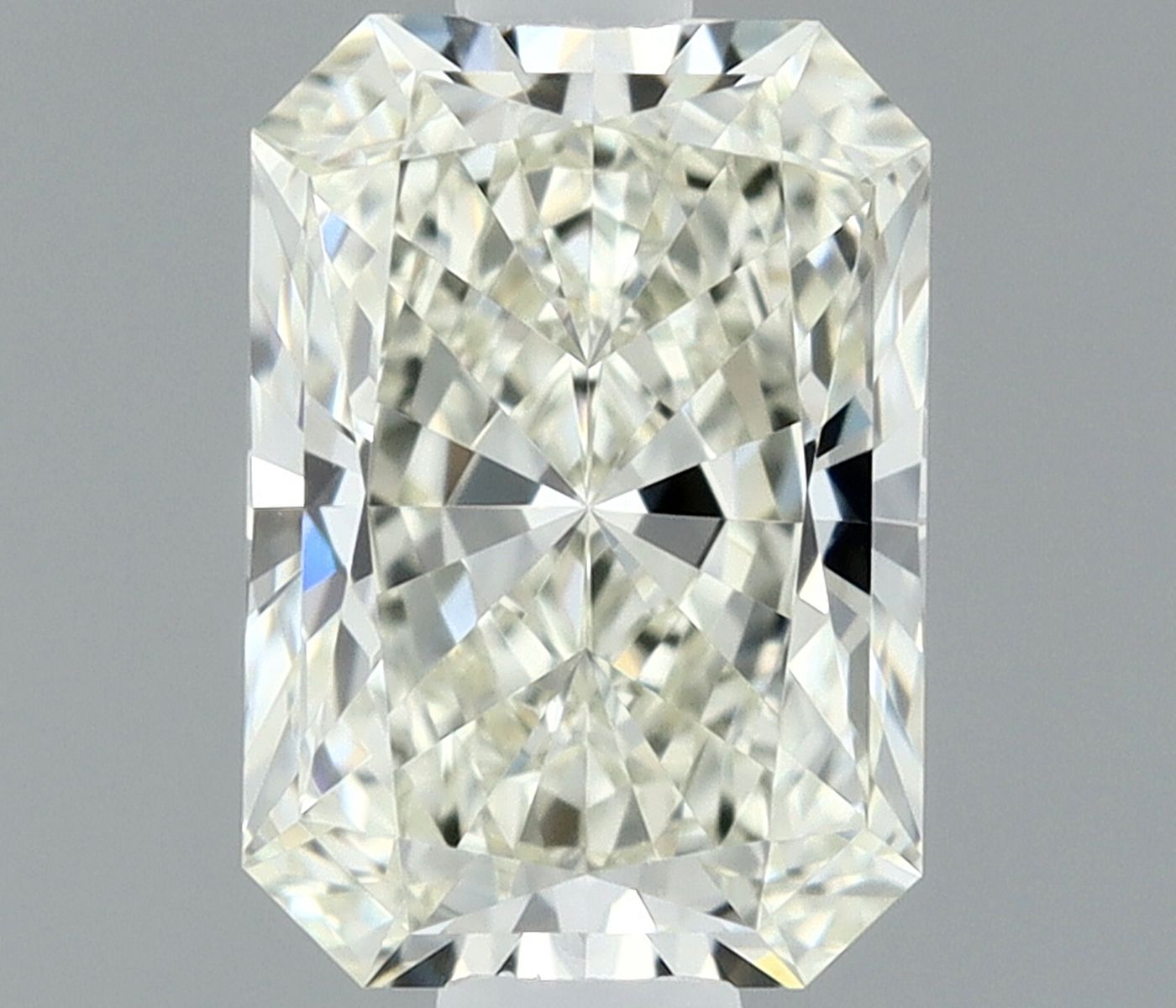 0.54 ct Radiant diamond